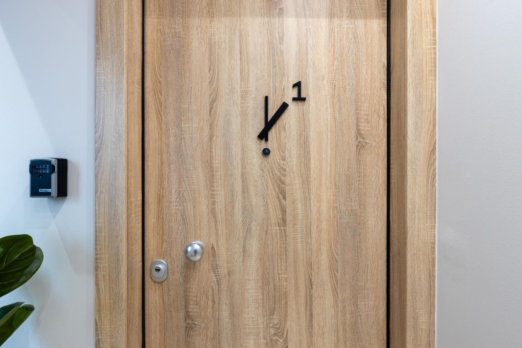 Clock Apartment