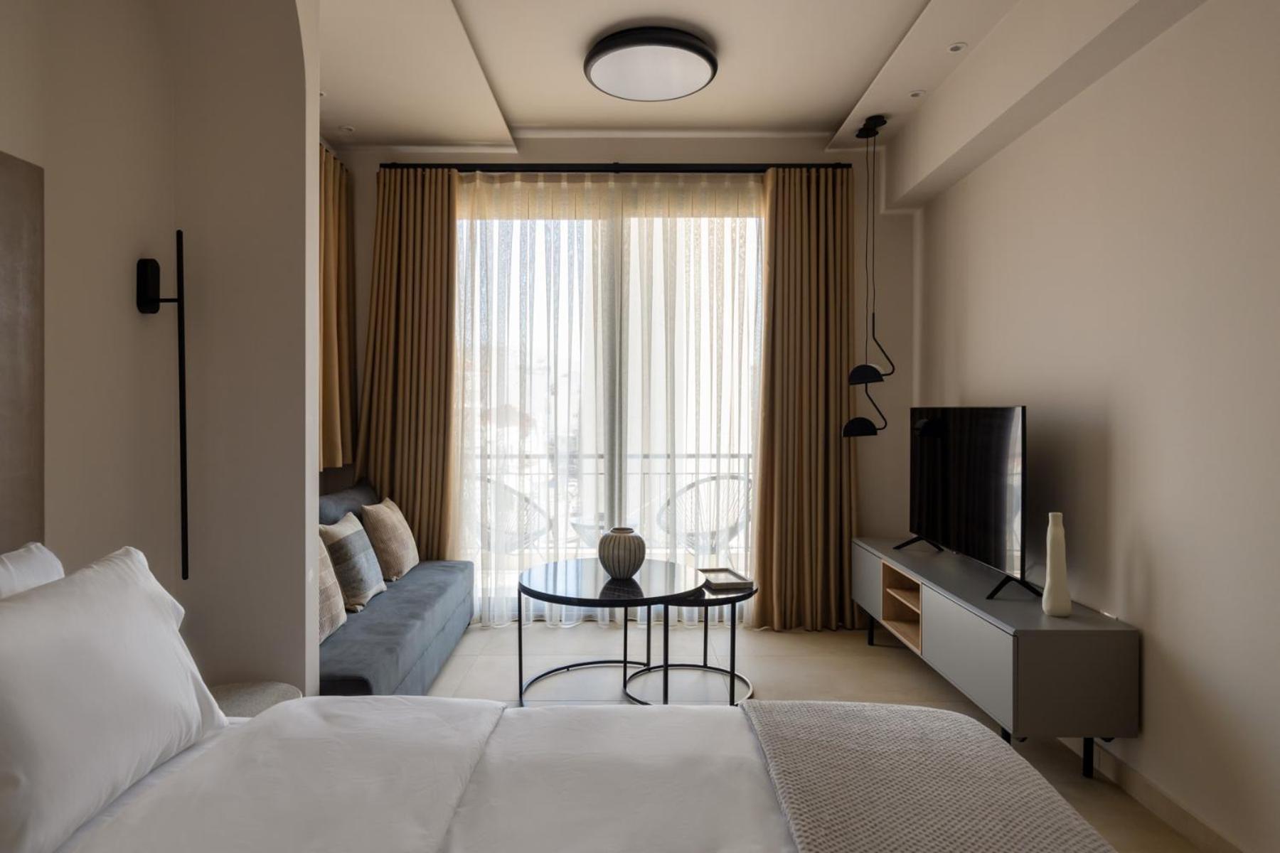 Apartment Clock Xanthi