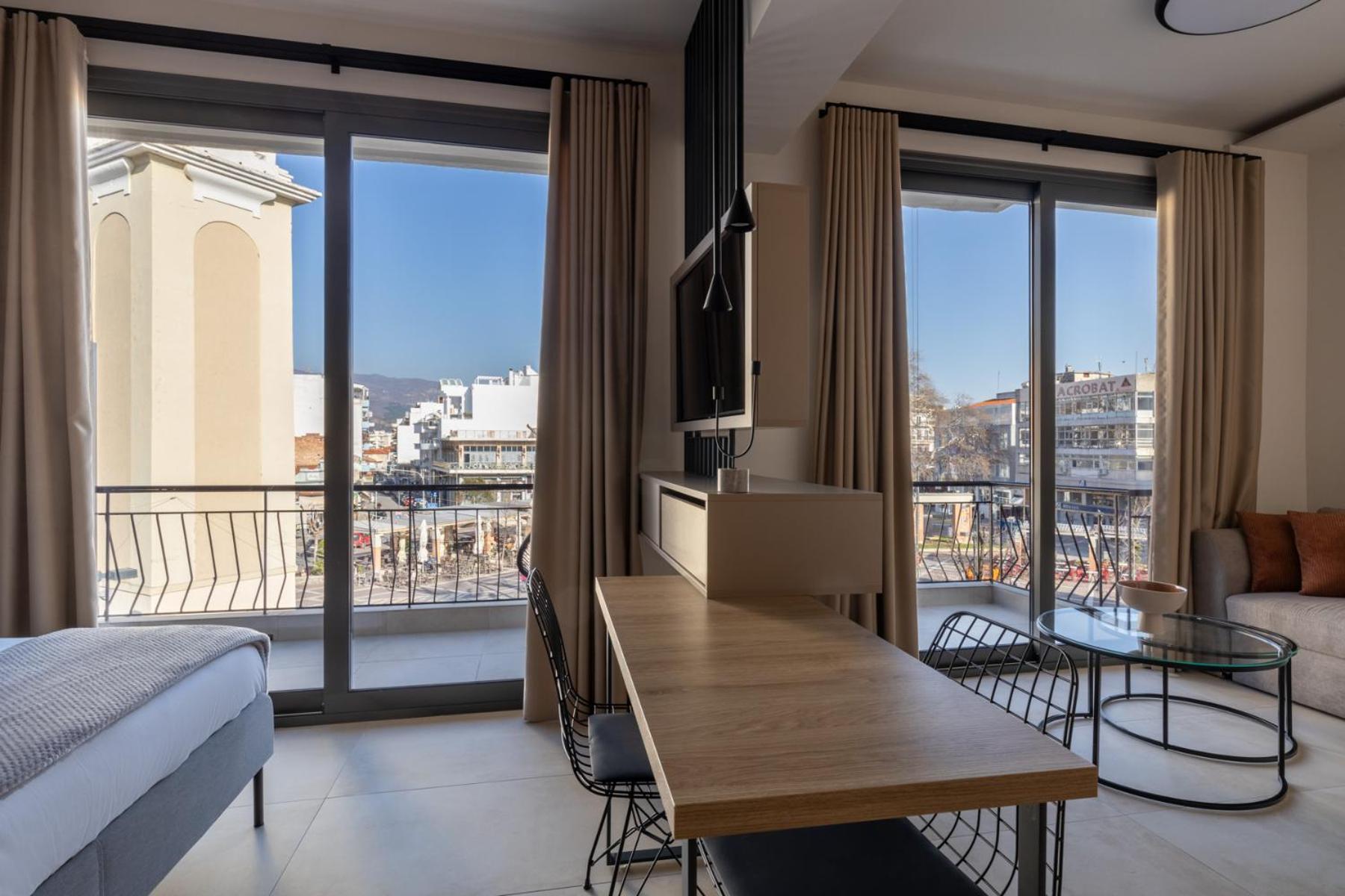 Clock Apartment Xanthi