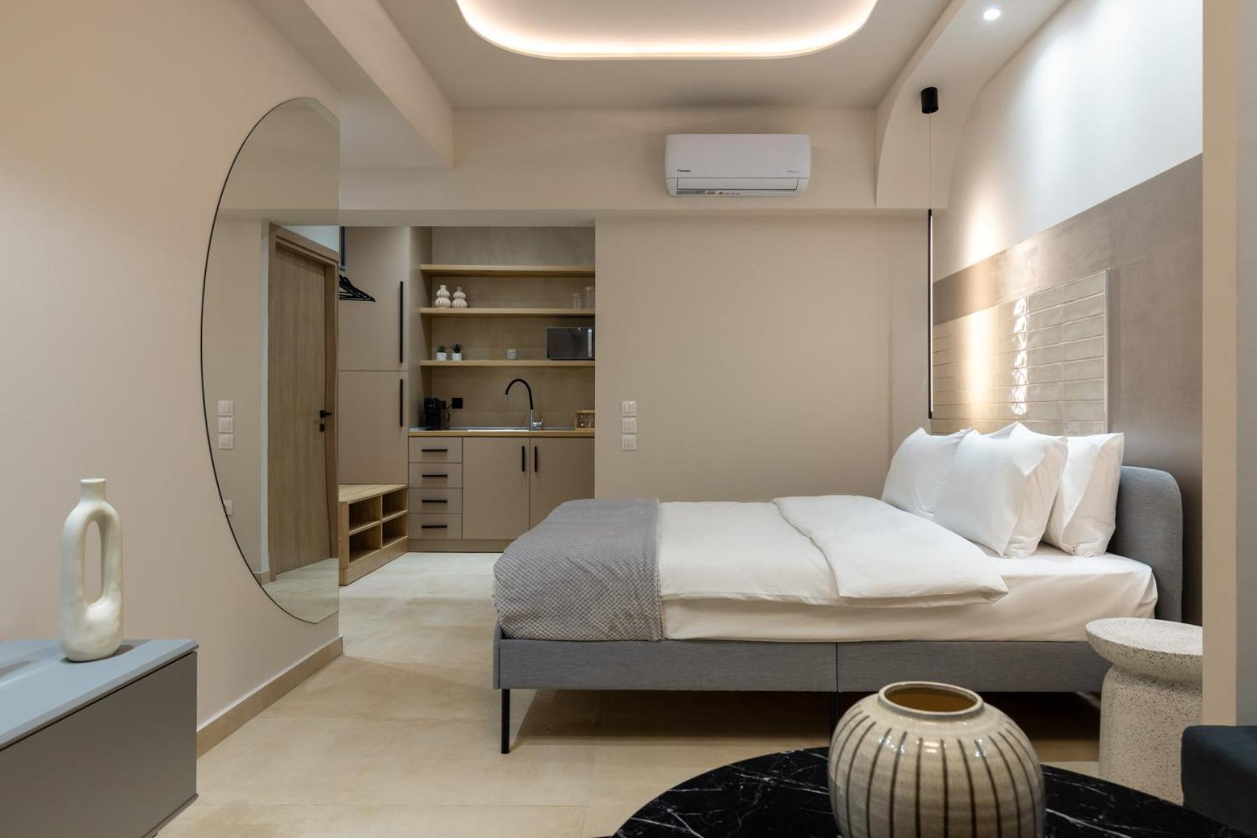 Apartment Clock *