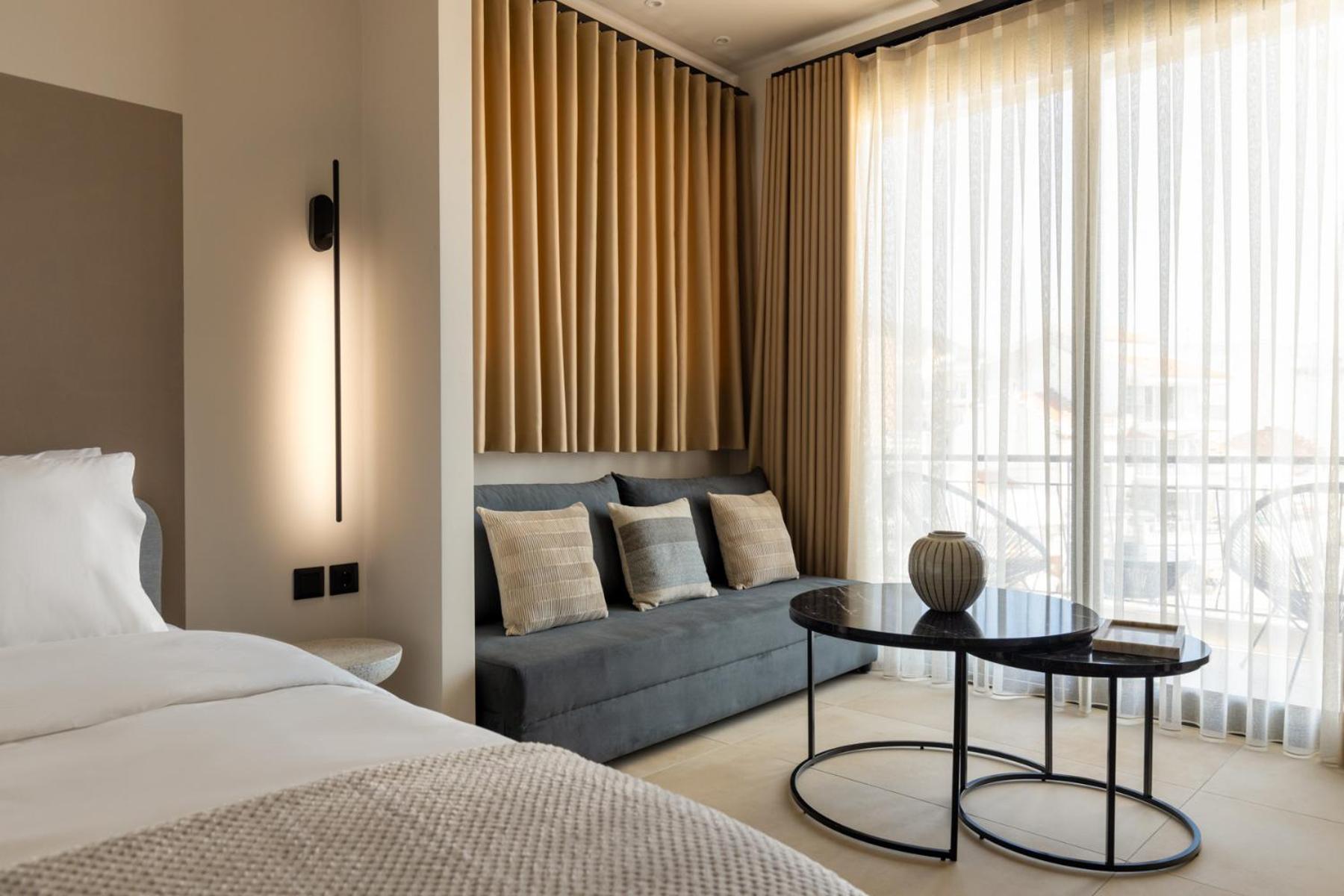 Clock Apartment